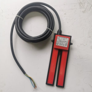 MAC3 REKA 2000/230 elektronikus (kapacitív) szintszabályzó (230 V) [ MAC3003 ]